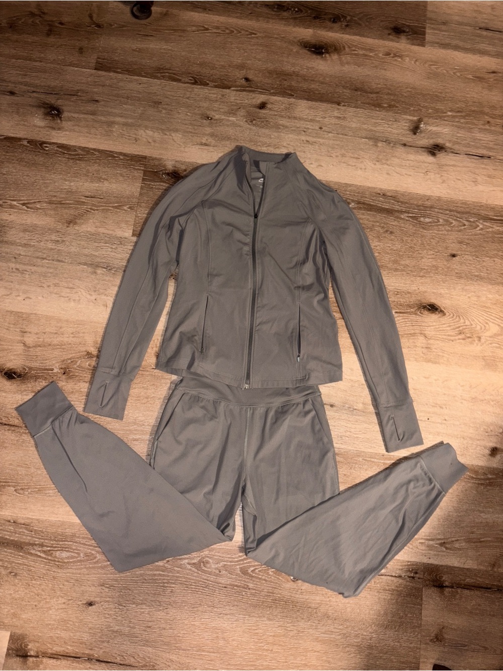 Avia SoftSculpt High Rise Leggings and Zip Up Set